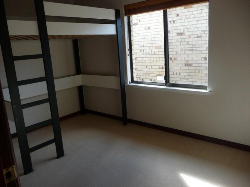 6 Smith Street, Beaconsfield WA 6162