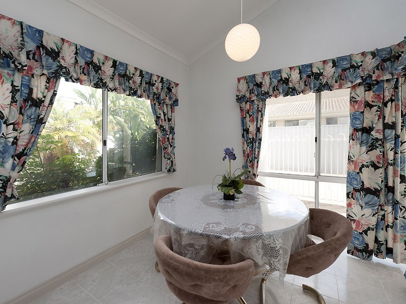 7 Sentinel Gardens, Leeming WA 6149