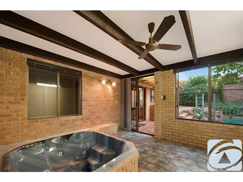 18 Maquire Way, Bull Creek WA 6149