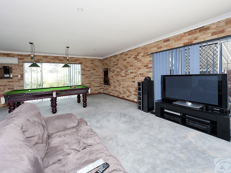 3 Renville Way, Lynwood WA 6147