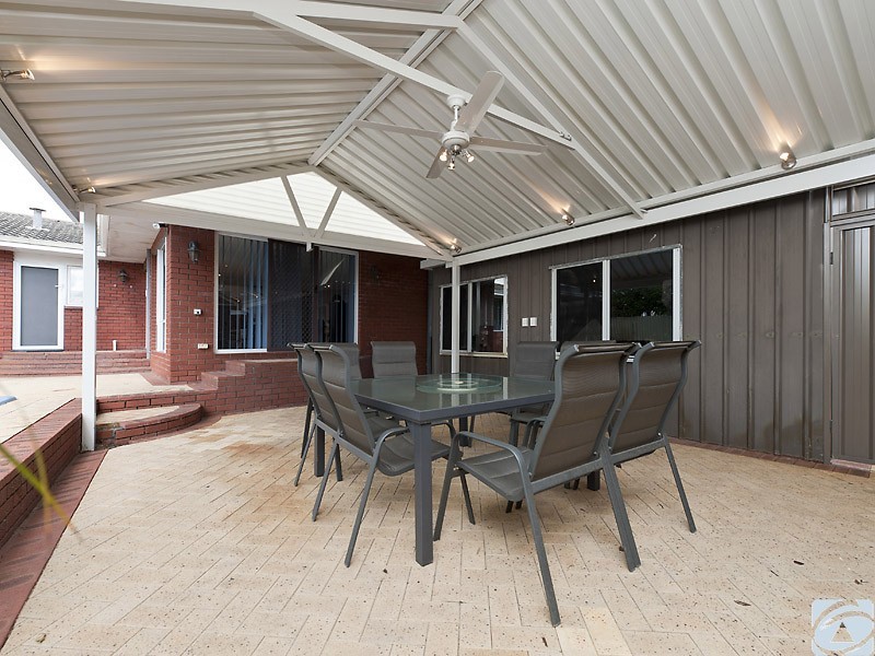 3 Renville Way, Lynwood WA 6147