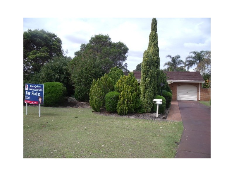 16 Findlay Road, Leeming WA 6149