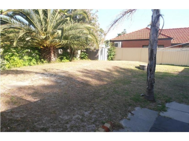 70 Tudor Avenue, Riverton WA 6148