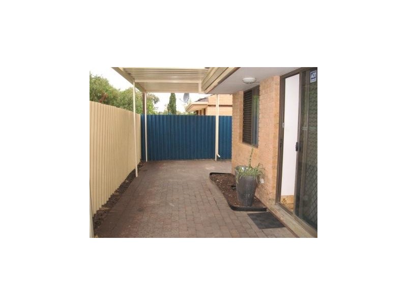 2/88 Cleopatra Street, Palmyra WA 6157