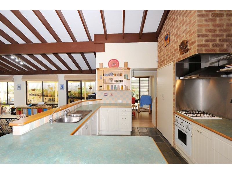 30 McGuiness Drive, Leeming WA 6149