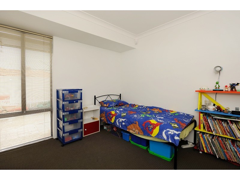 30 McGuiness Drive, Leeming WA 6149