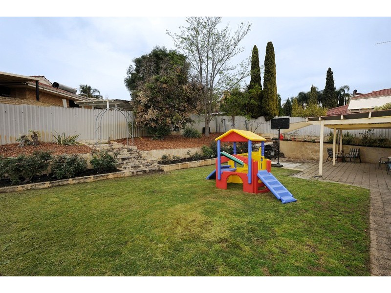 30 McGuiness Drive, Leeming WA 6149