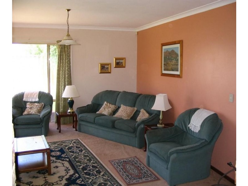 10 Chartwell Place, Leeming WA 6149