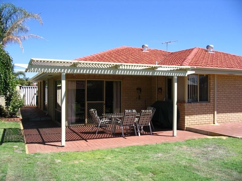 10 Chartwell Place, Leeming WA 6149