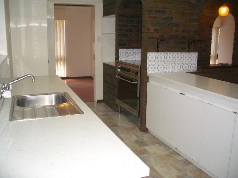 134 Parry Avenue, Bull Creek WA 6149