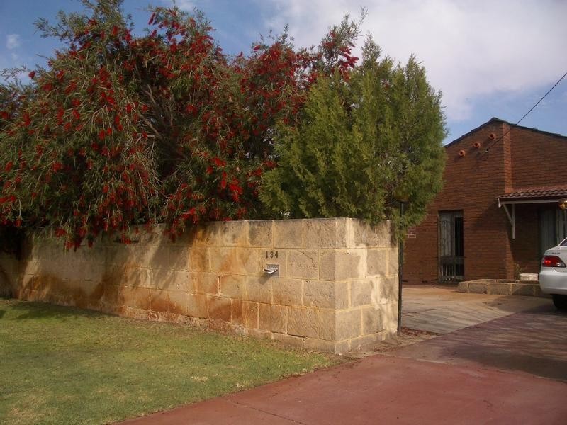 134 Parry Avenue, Bull Creek WA 6149