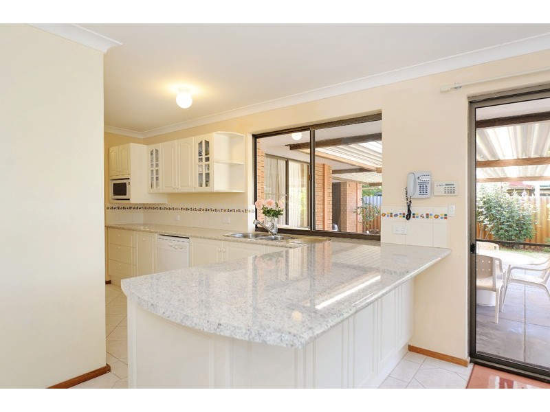 18 Downer Way, Bull Creek WA 6149