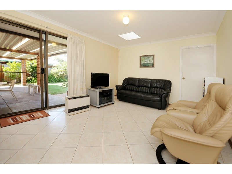 18 Downer Way, Bull Creek WA 6149