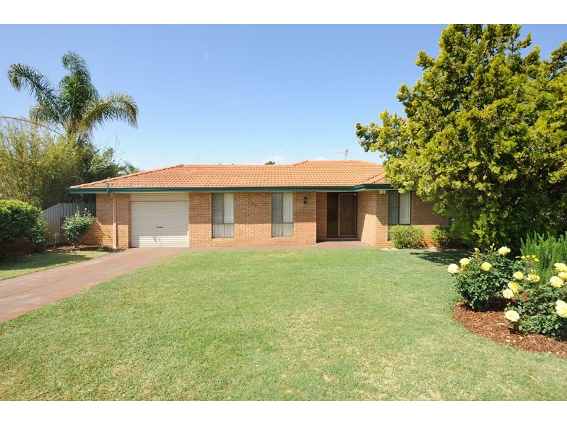 18 Downer Way, Bull Creek WA 6149