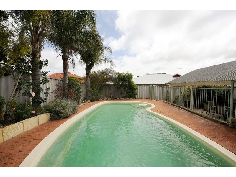 5 Forster Court, Bull Creek WA 6149