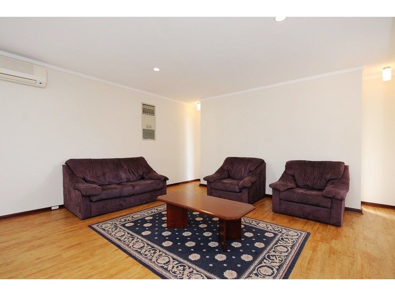 3 Hogarth Way, Bateman WA 6150
