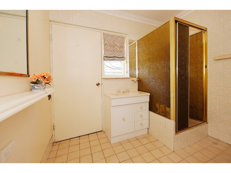 137 Parry Avenue, Bull Creek WA 6149