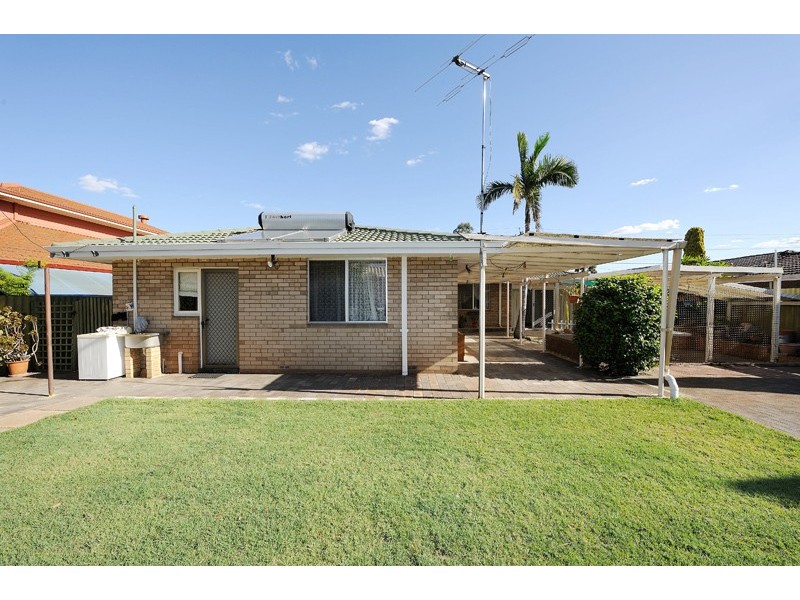 137 Parry Avenue, Bull Creek WA 6149