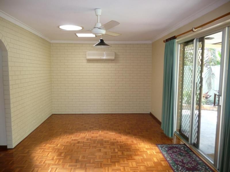 4 Higham Court, Leeming WA 6149