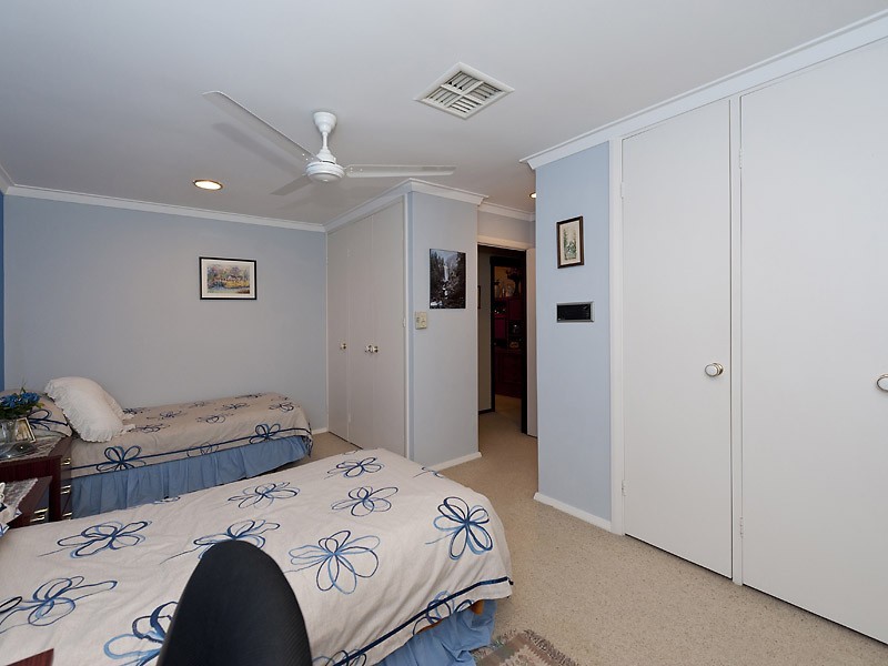 10 Harcourt Place, Bull Creek WA 6149