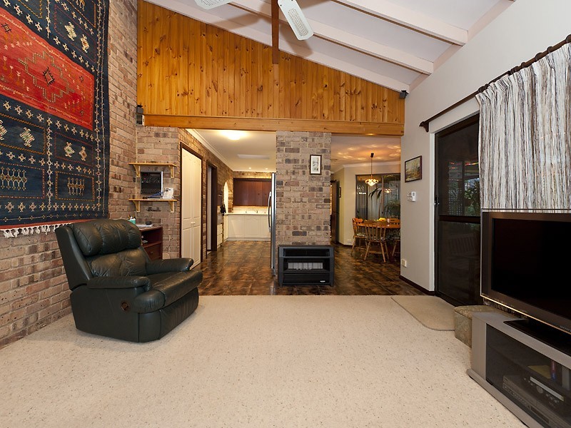 10 Harcourt Place, Bull Creek WA 6149