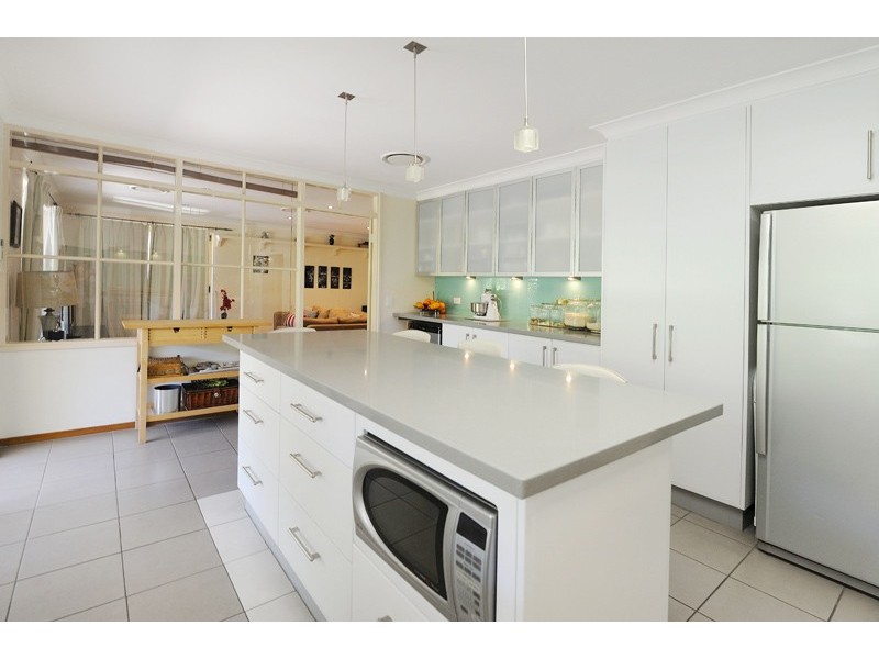 7 Lowrie Grove, Leeming WA 6149
