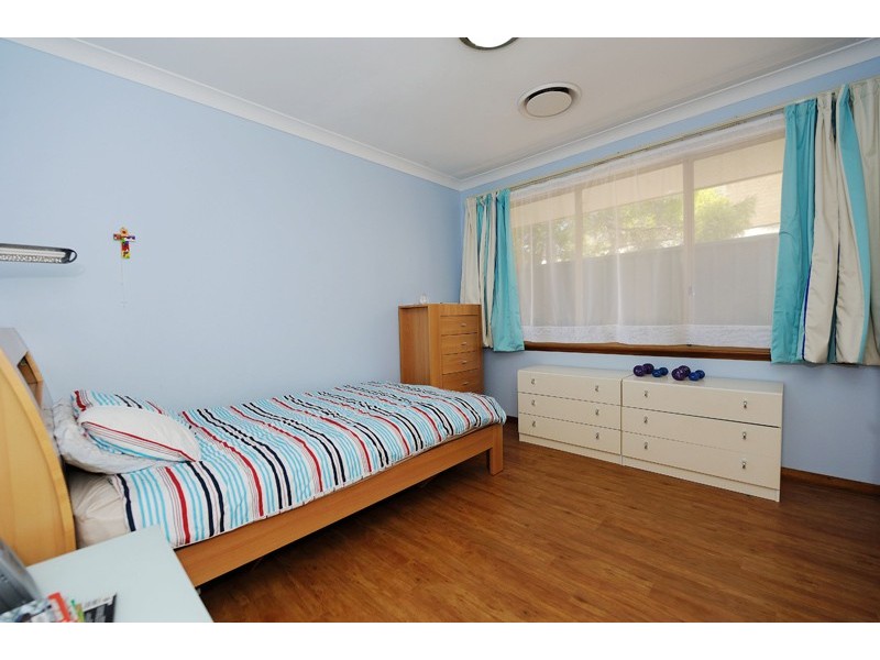 7 Lowrie Grove, Leeming WA 6149
