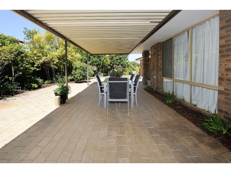 7 Lowrie Grove, Leeming WA 6149