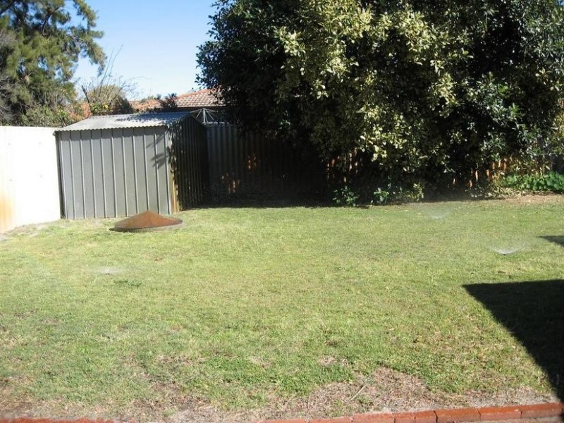 17 Ewing Avenue, Bull Creek WA 6149