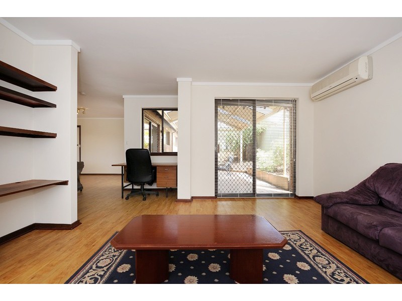 3 Hogarth Way, Bateman WA 6150