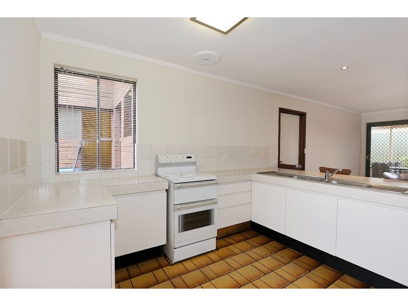 3 Hogarth Way, Bateman WA 6150