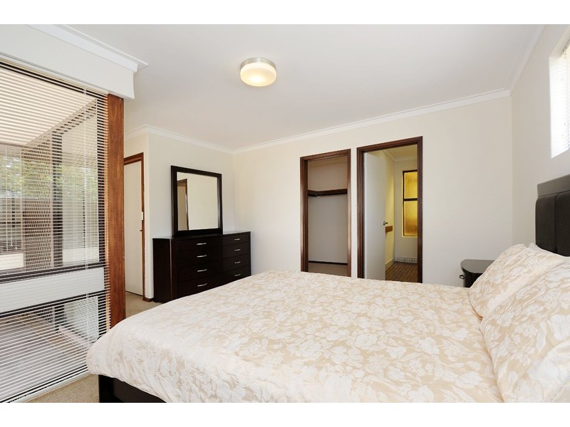 3 Hogarth Way, Bateman WA 6150