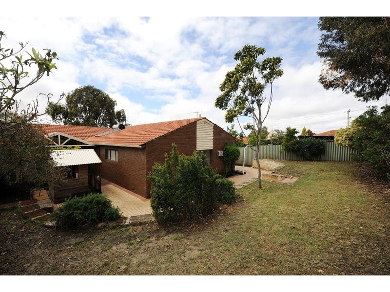 3 Hogarth Way, Bateman WA 6150