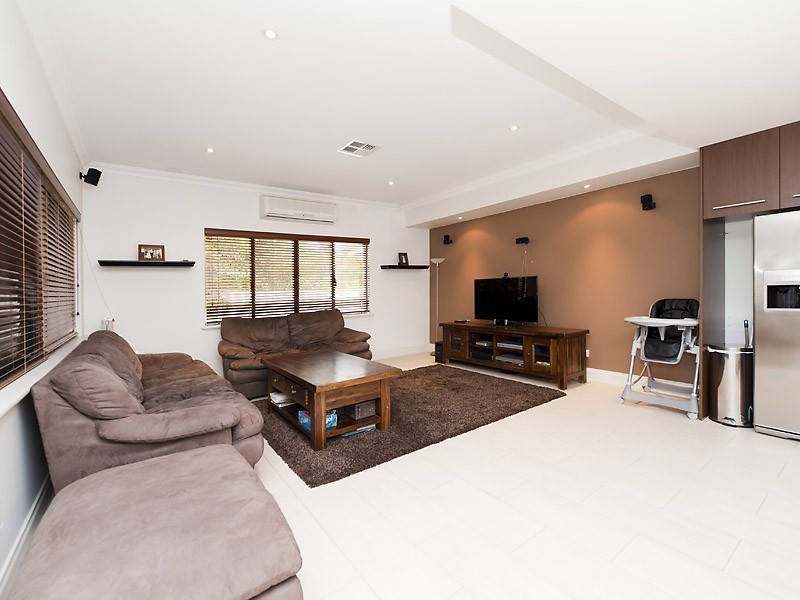 43A Jean Street, Hamilton Hill WA 6163