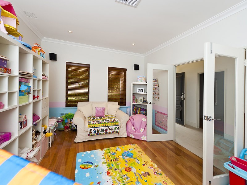 43A Jean Street, Hamilton Hill WA 6163