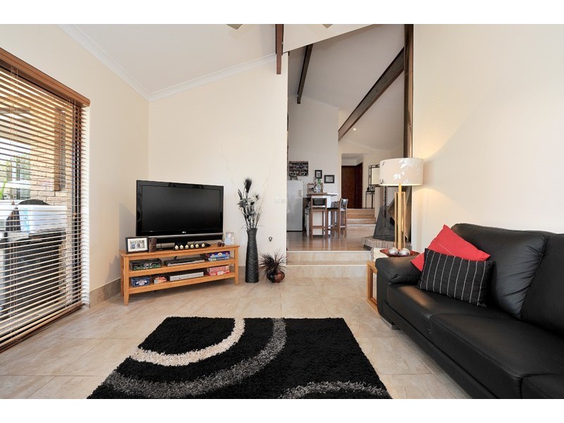 3 Timbrell Way, Leeming WA 6149