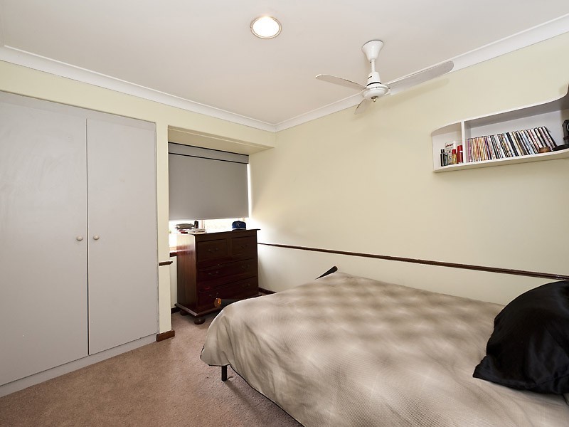 20 Earnshaw Loop, Leeming WA 6149