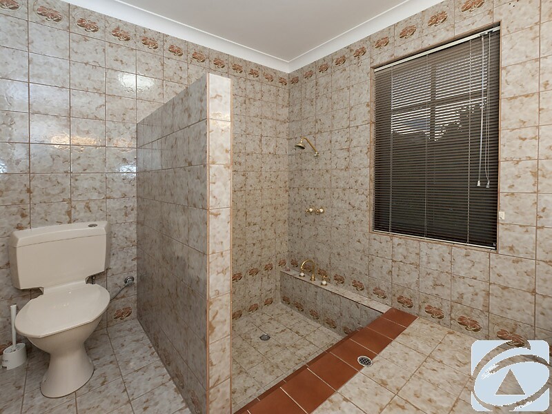 4 Rowley Place, Bull Creek WA 6149