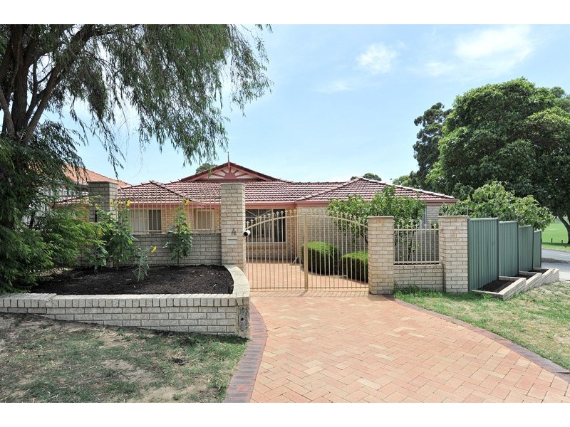 4 Boon Street, Willagee WA 6156
