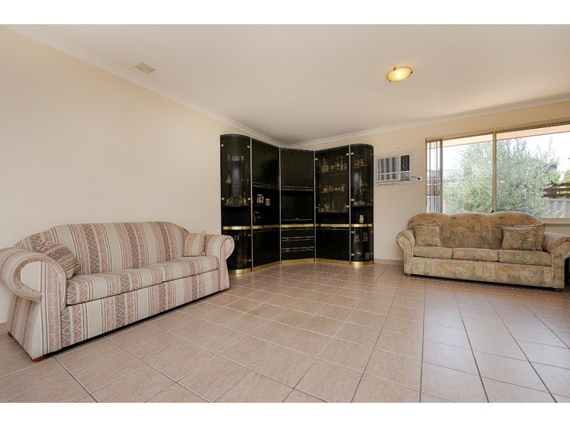 4 Boon Street, Willagee WA 6156