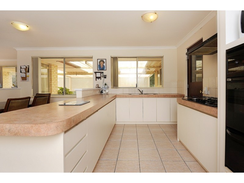 4 Boon Street, Willagee WA 6156