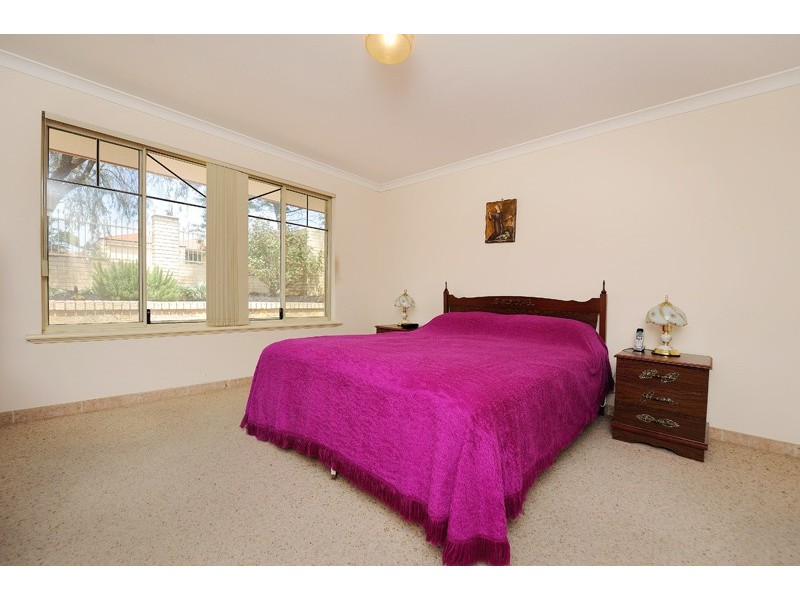 4 Boon Street, Willagee WA 6156