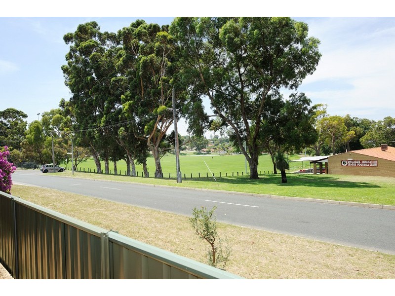 4 Boon Street, Willagee WA 6156