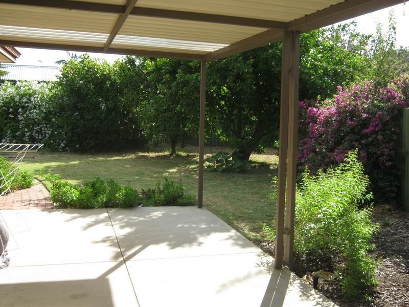 8 Teague Close, Bull Creek WA 6149