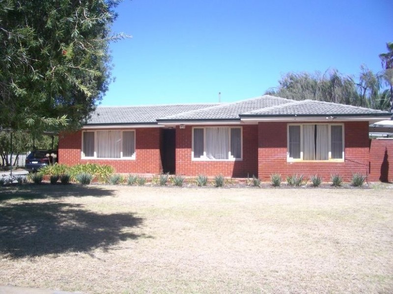 32 Watling Ave, Lynwood WA 6147