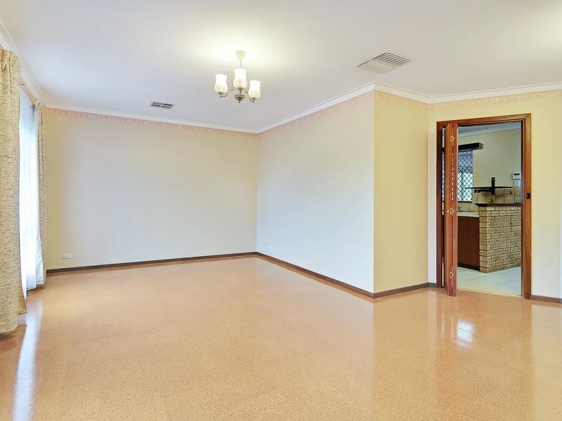 22 Shelton Loop, Leeming WA 6149