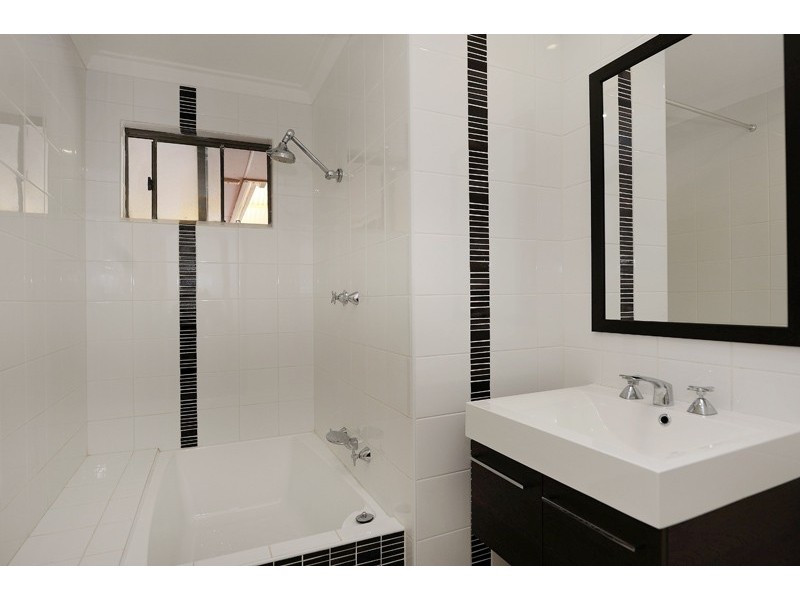 87 Dean Road, Bateman WA 6150