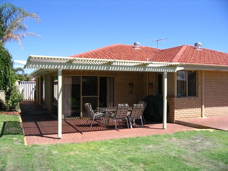 10 Chartwell Place, Leeming WA 6149