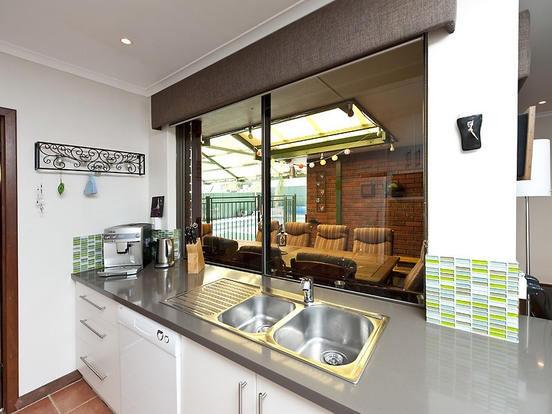 11 More Crescent, Bull Creek WA 6149