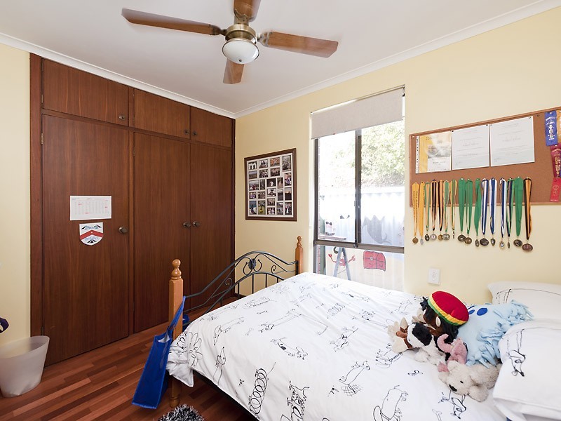 11 More Crescent, Bull Creek WA 6149